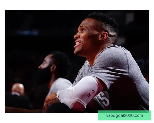 特雷-杨为新东家仅出战五场奇才宣布右股四头肌受伤暂未确定复出时间